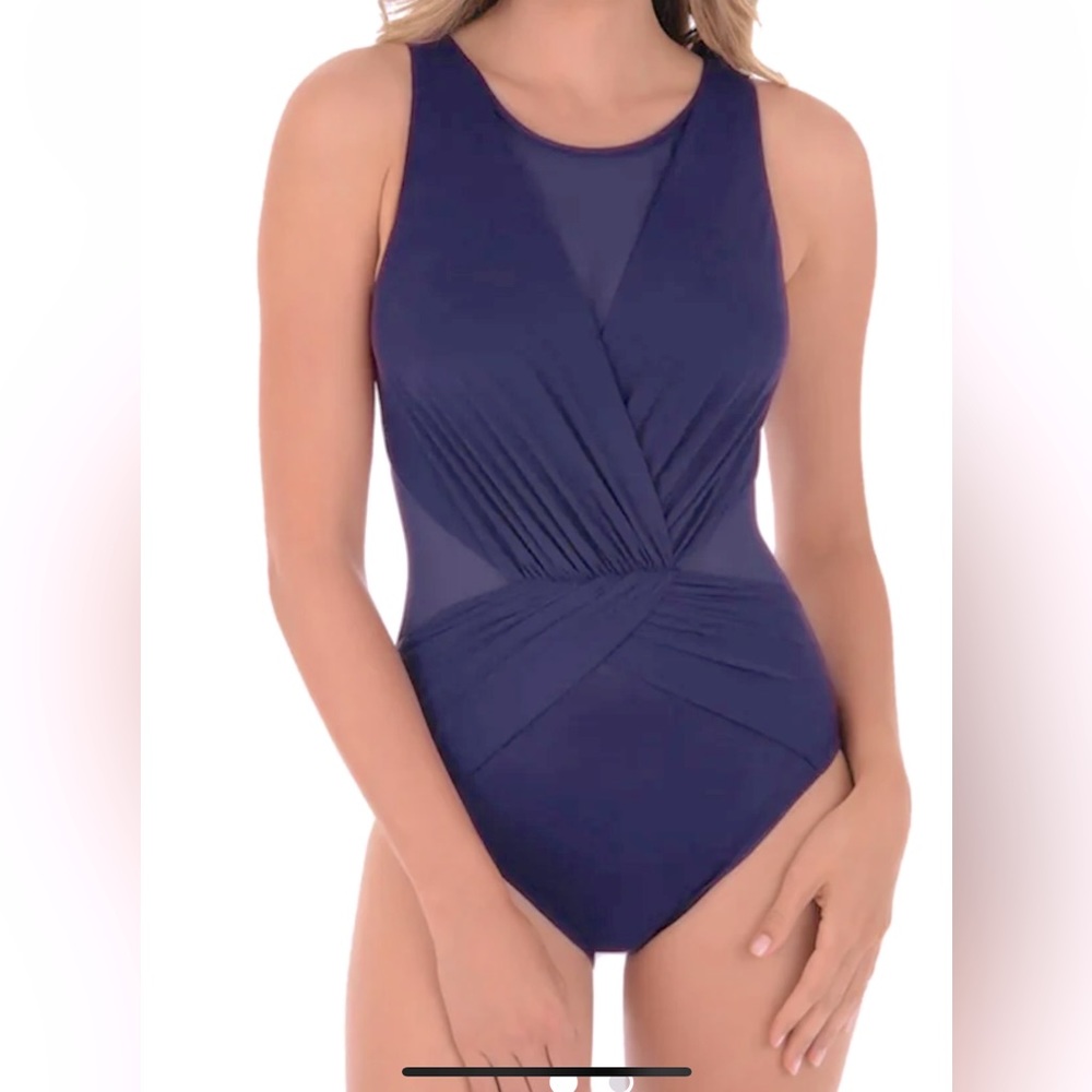 Miracle SwimSuit Palma Size 8 Never Worn Mesh Insets
